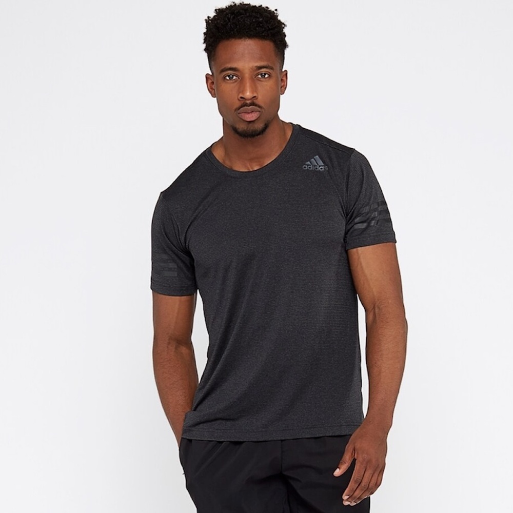 Men’ Adidas Freelift Climacool Medium Shirt Gray
